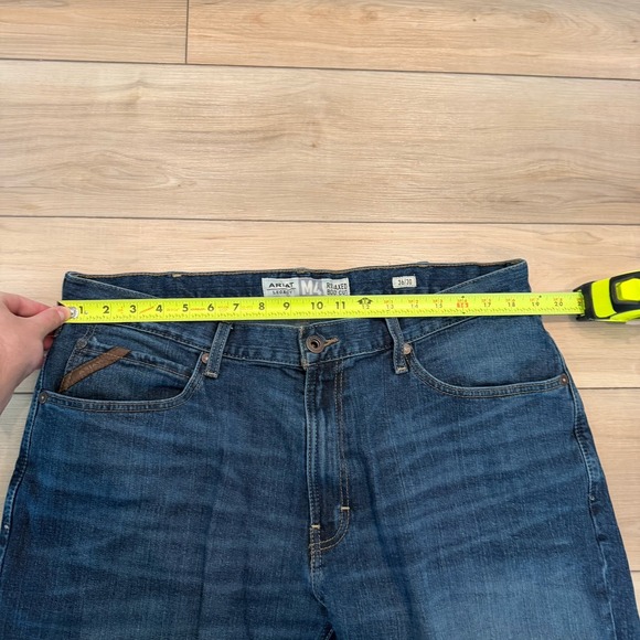 Ariat M4 Legacy Relaxed Boot Cut Jeans 36x30 Dark Wash Cowboy - Picture 3 of 10